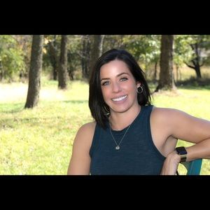 Meet your Posher, Jessica